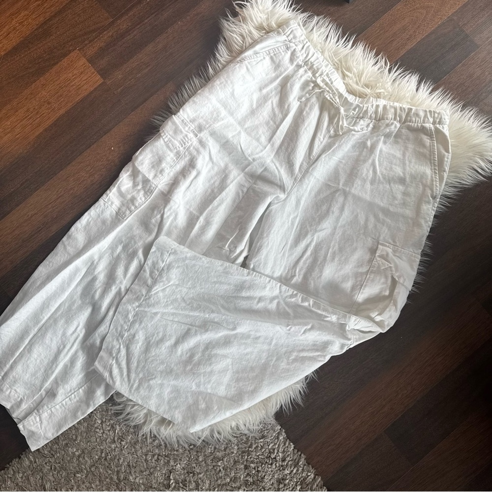 GAP Linen Cargo Pants